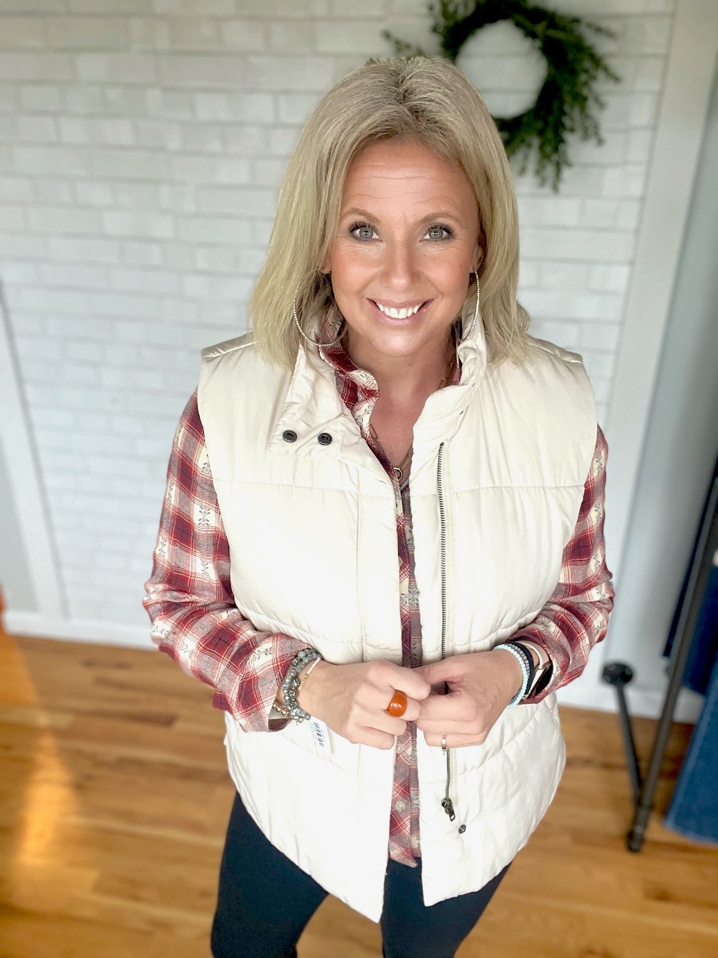 Silky Puffer Vest - Ecru