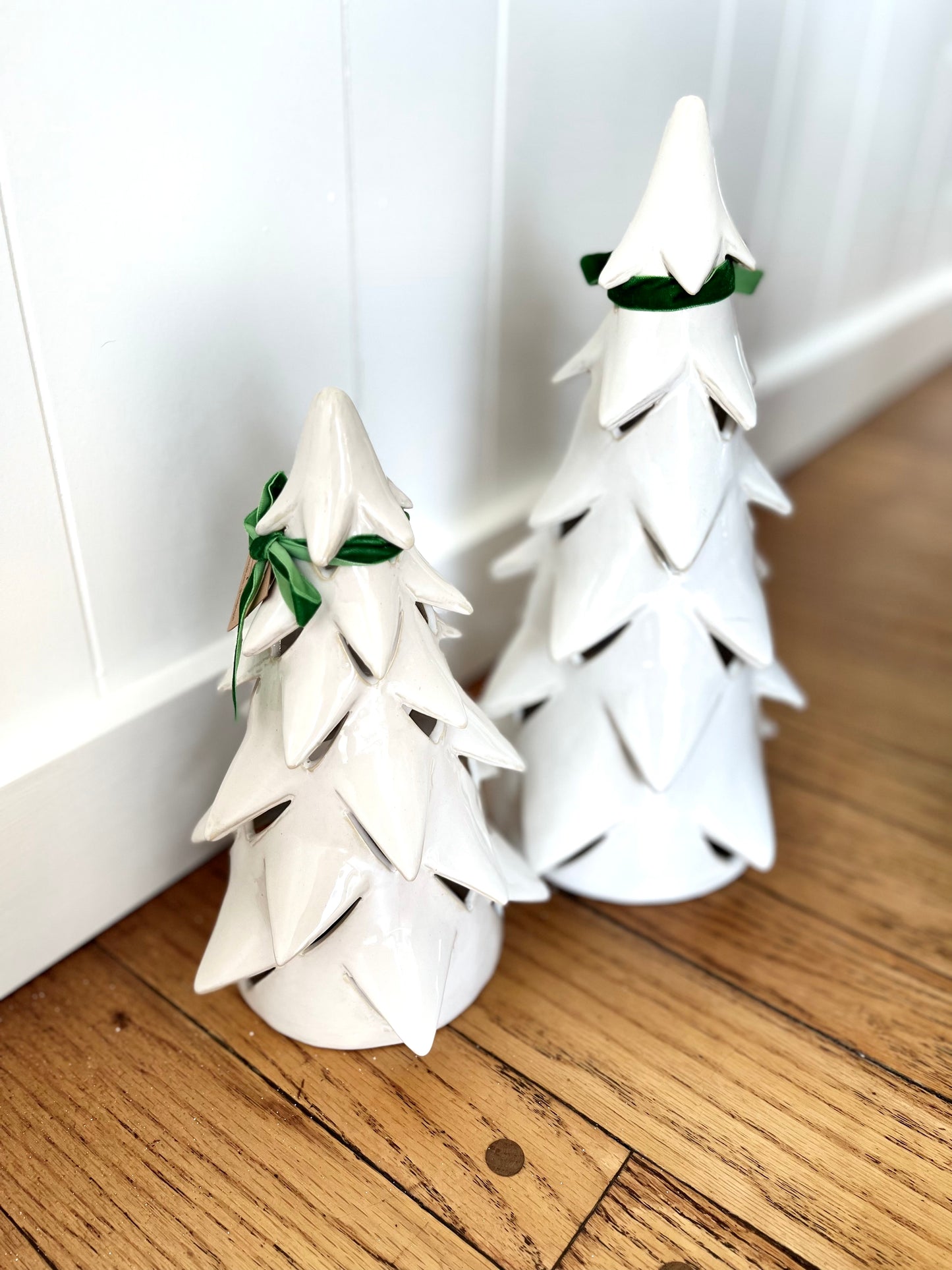 LG White Ceramic Tree