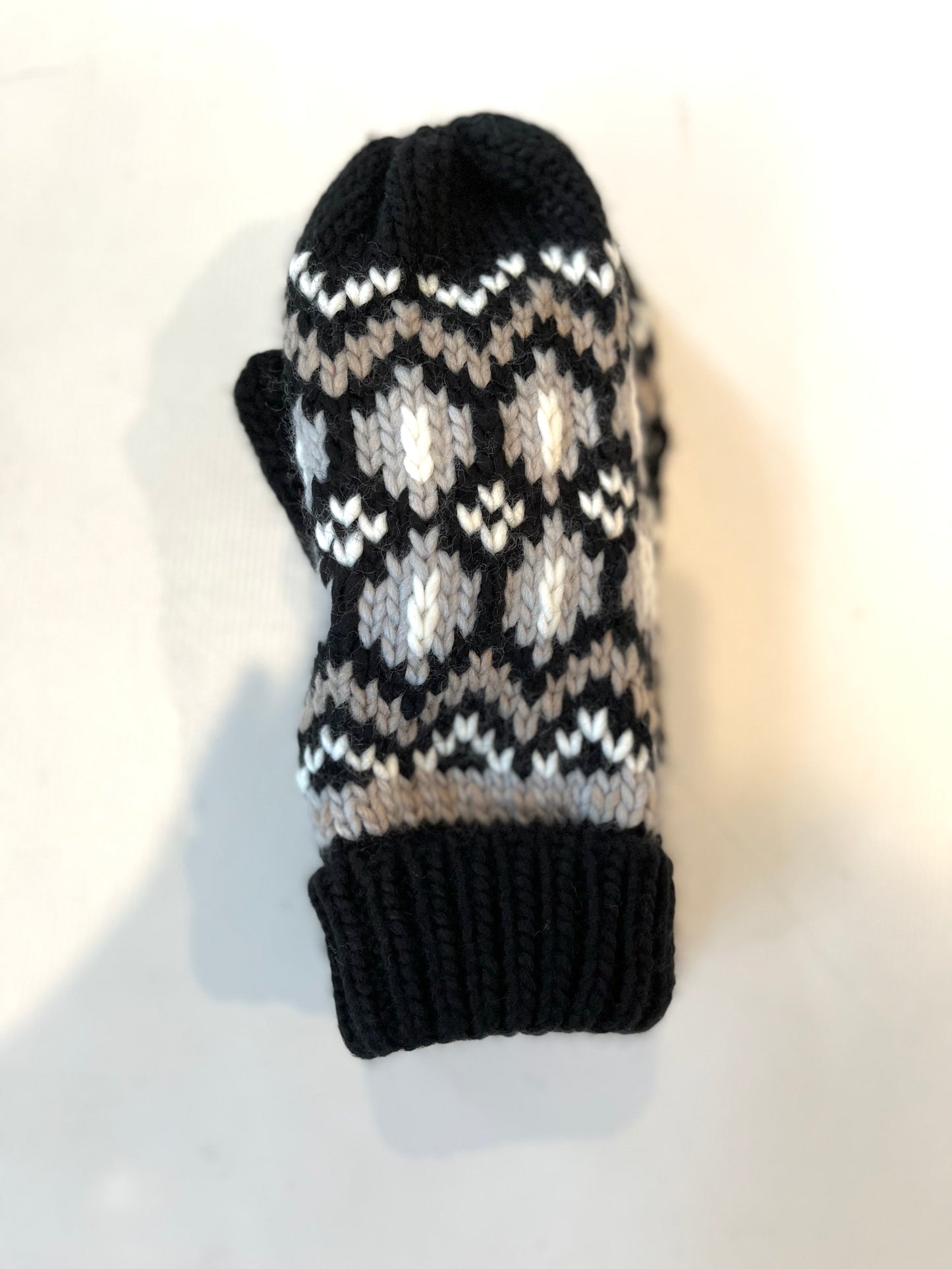 Patterned Mittens