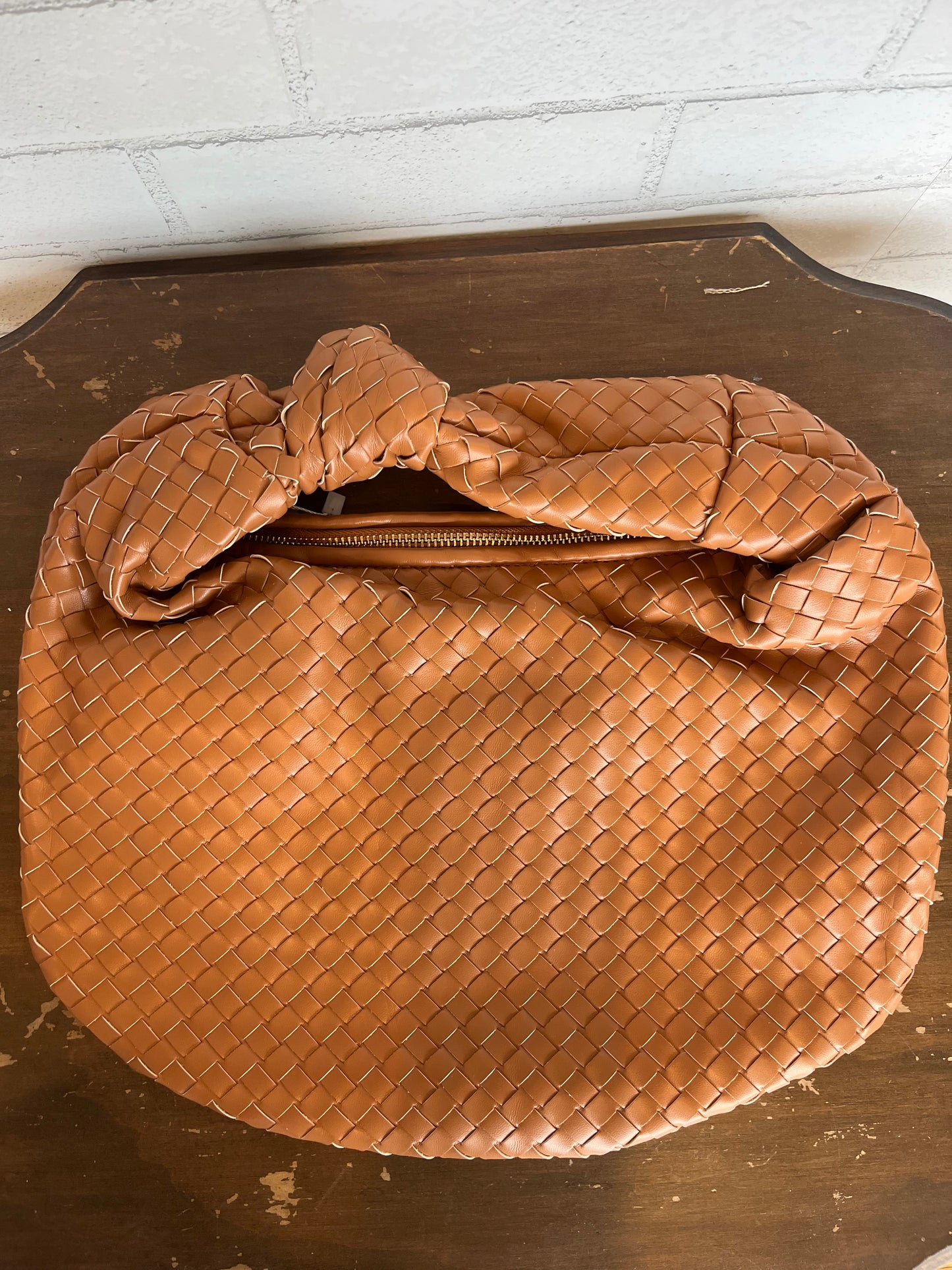 Valentina Woven Hobo w/Knotted Handle
