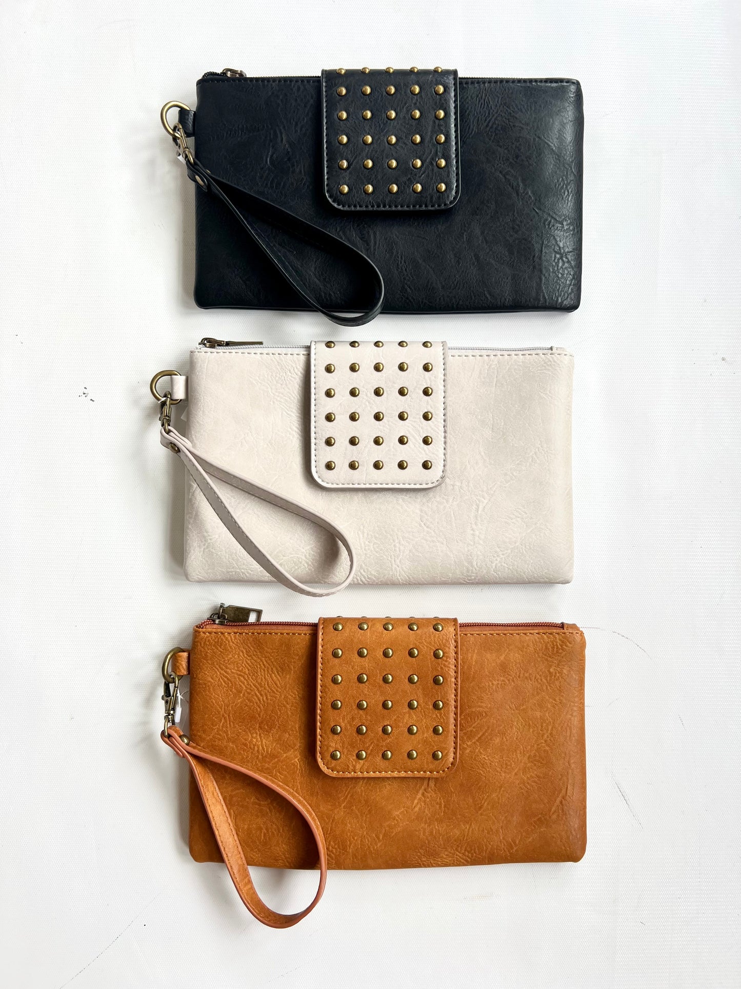 Riviera Maya Rivet Clutch