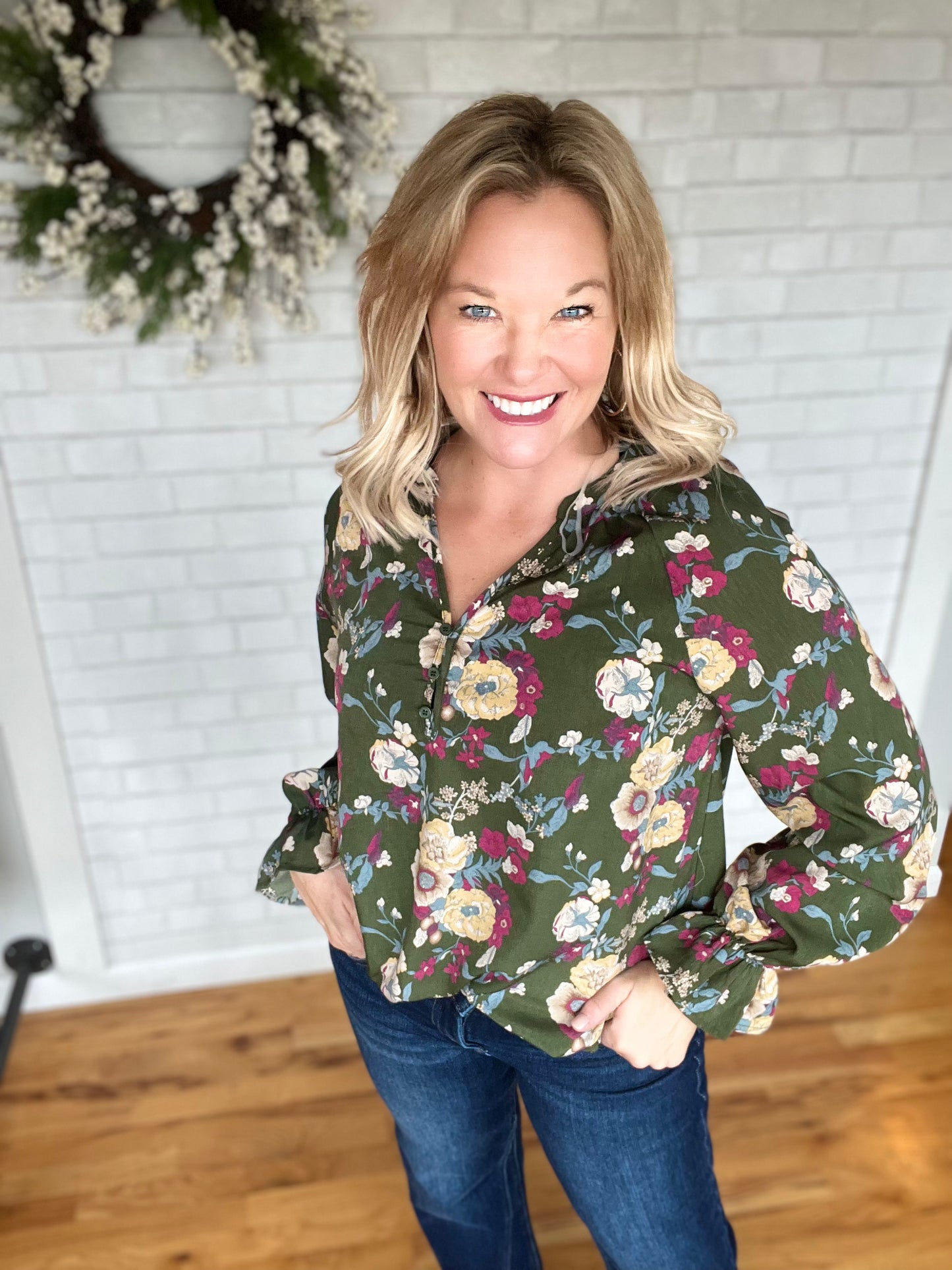 Fantasia Blouse - Olive Floral