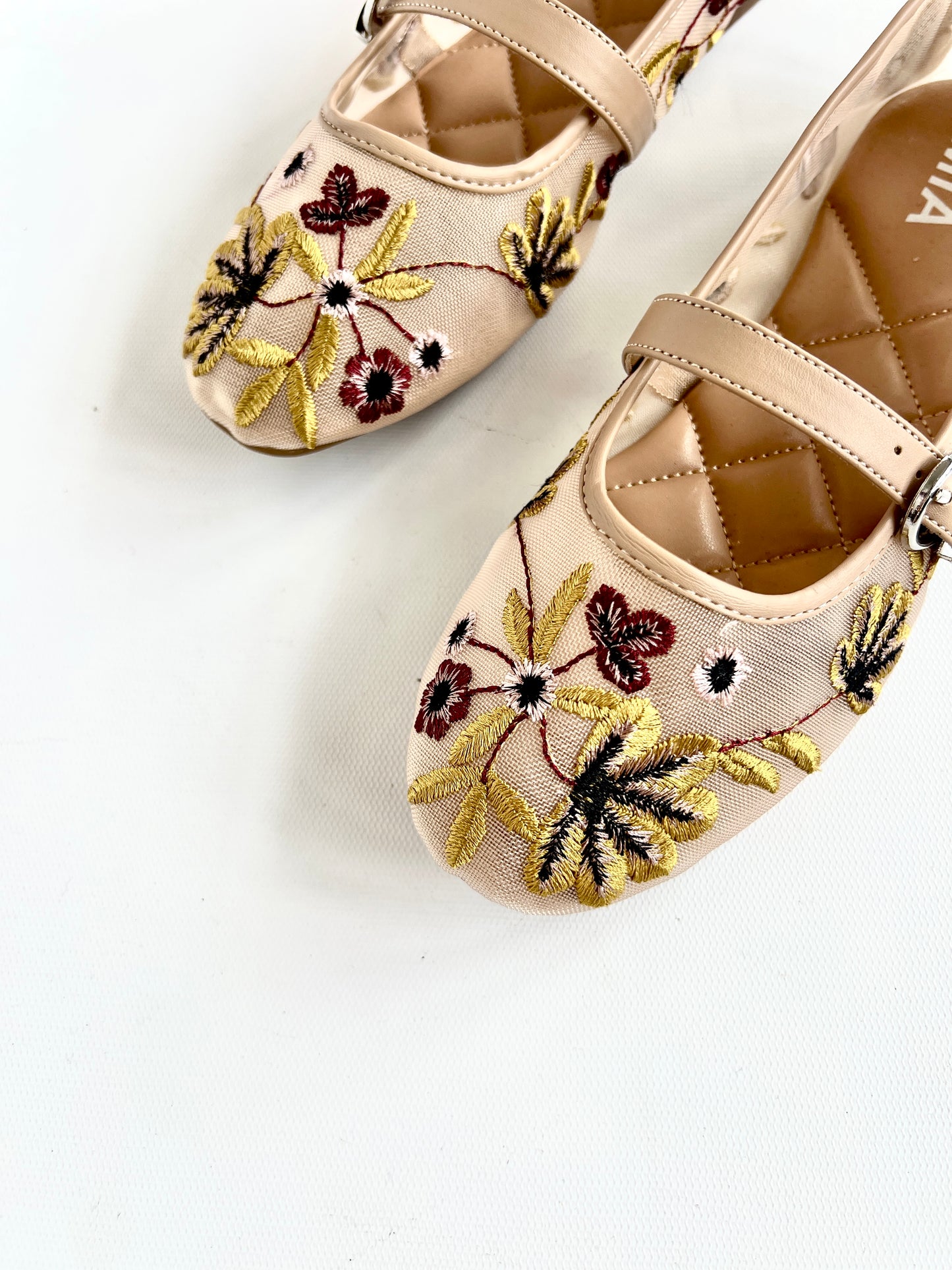 Bluet Flat