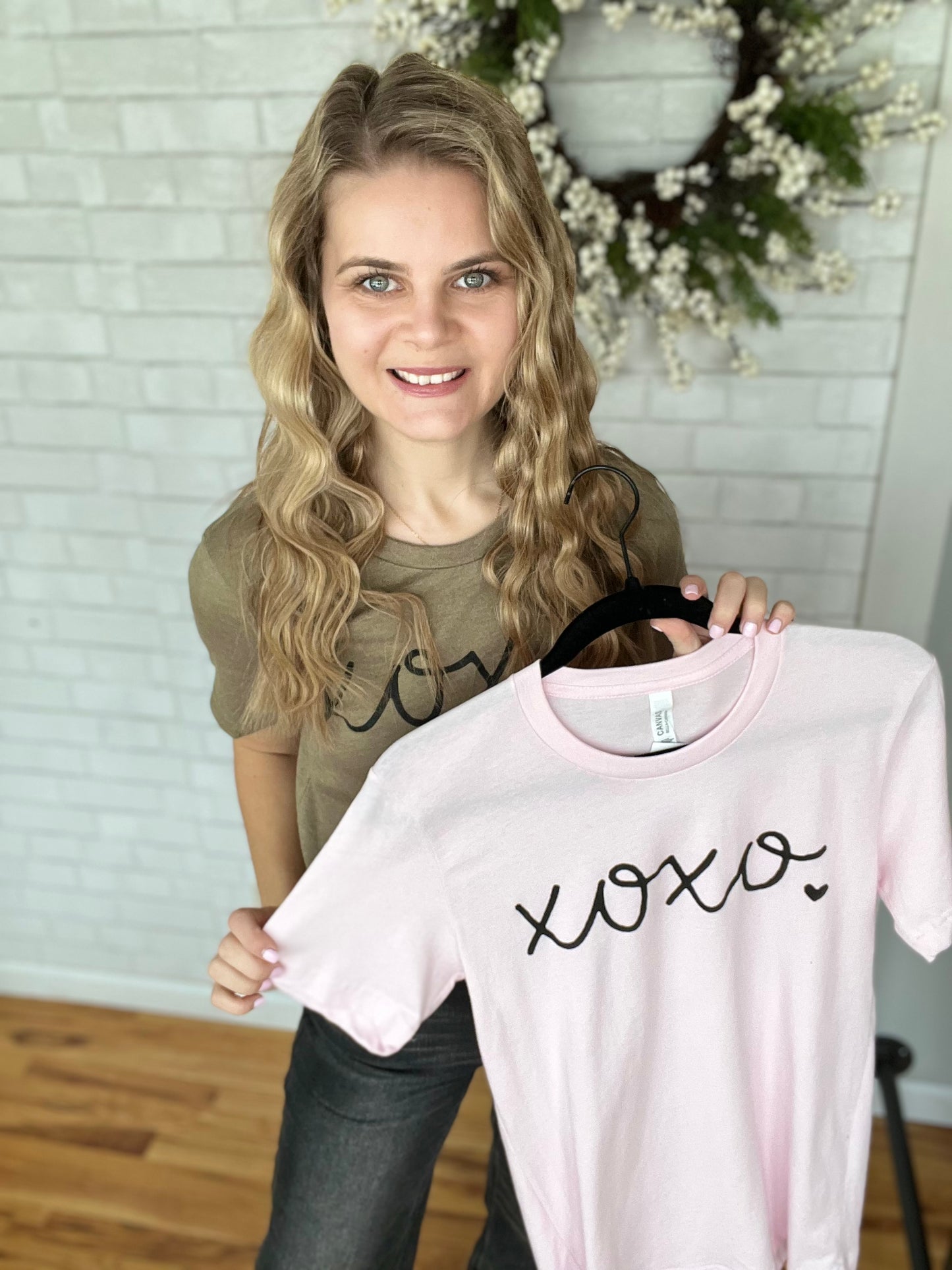 XOXO Tee - Pink