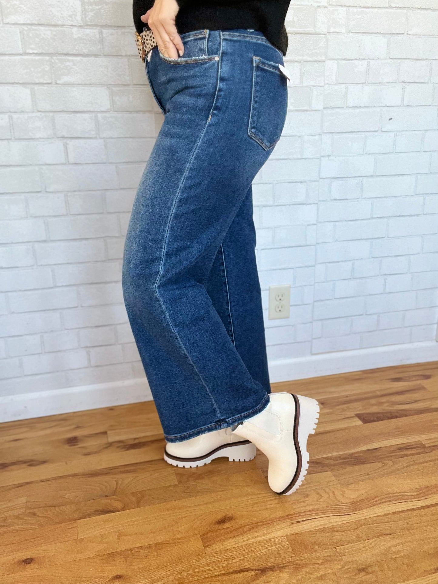 High Rise Wide Crop Jeans