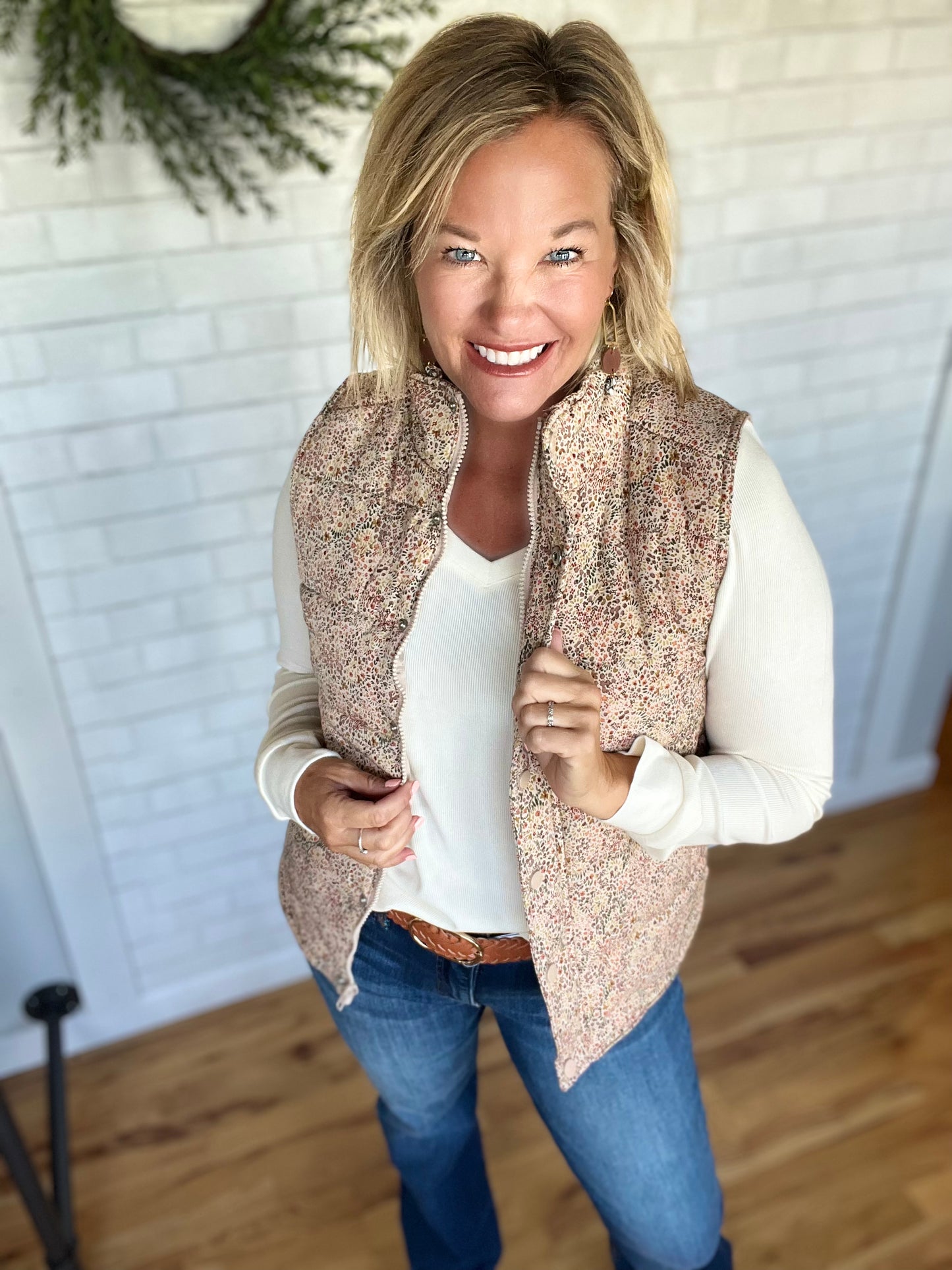 Pongo Puffer Vest - Taupe Floral