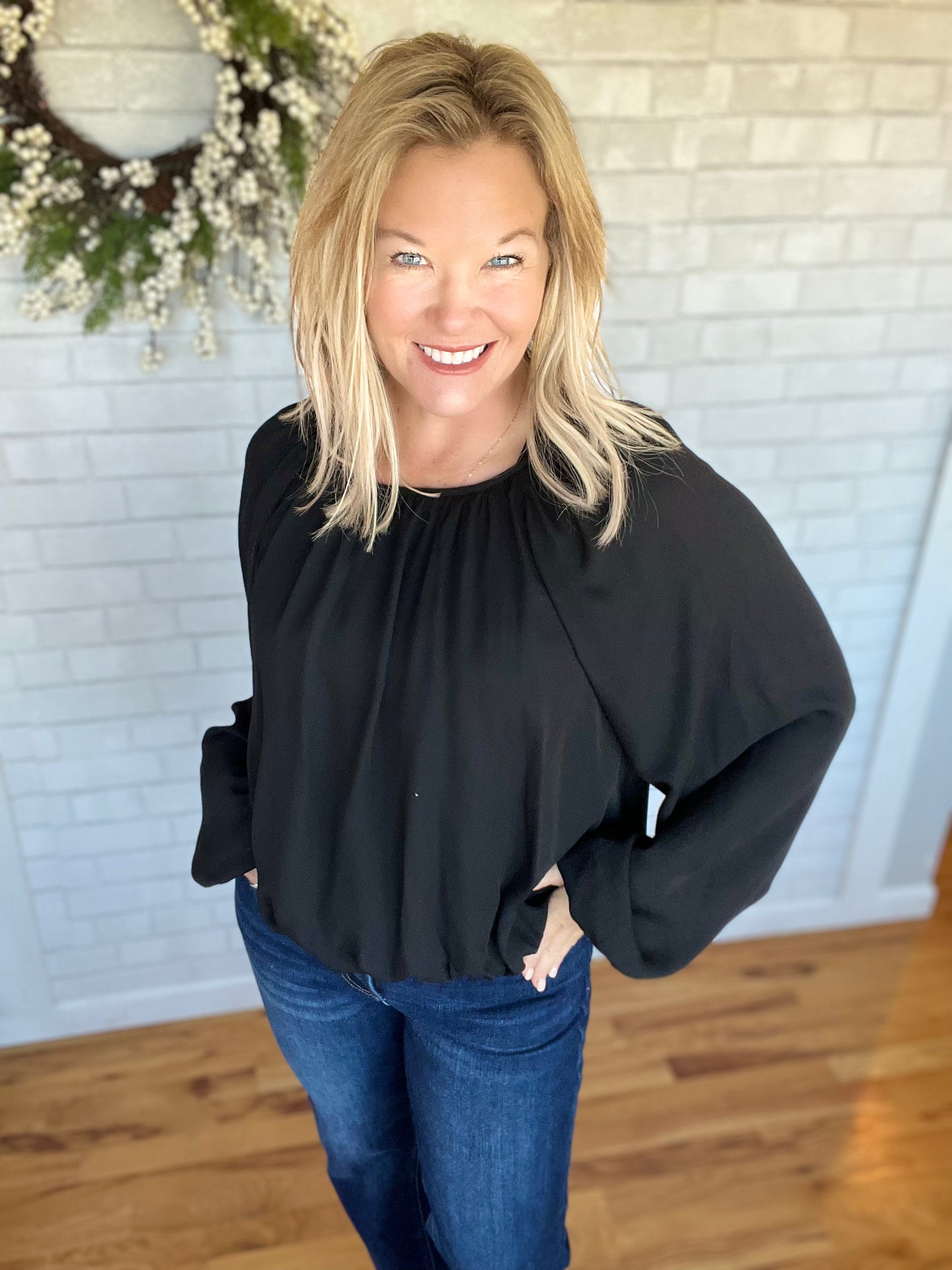 Bria Bubble Blouse - Black