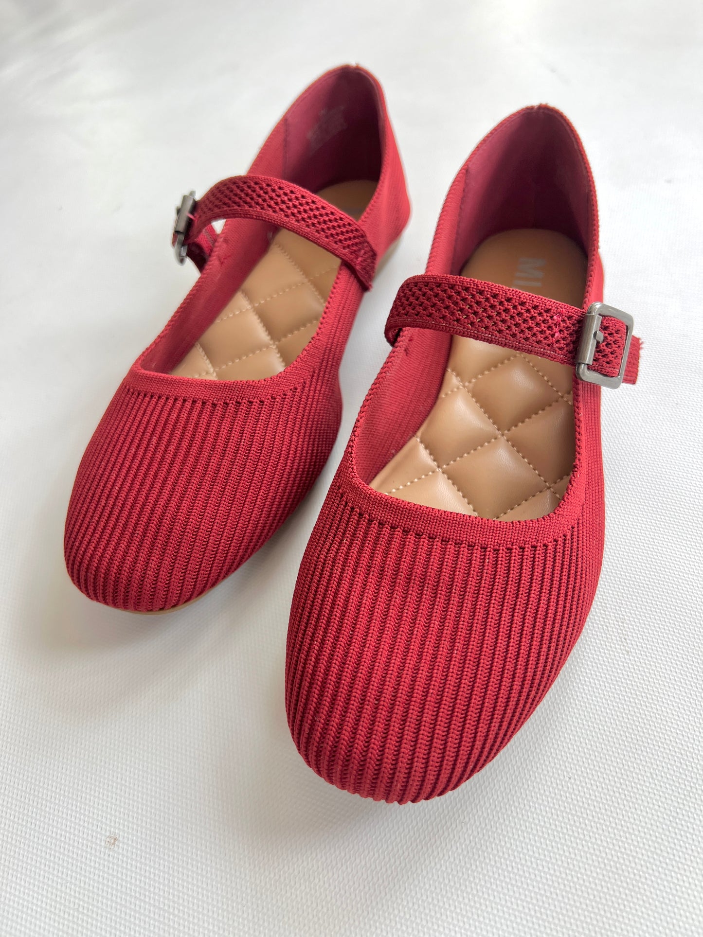 Brita Flat - Red