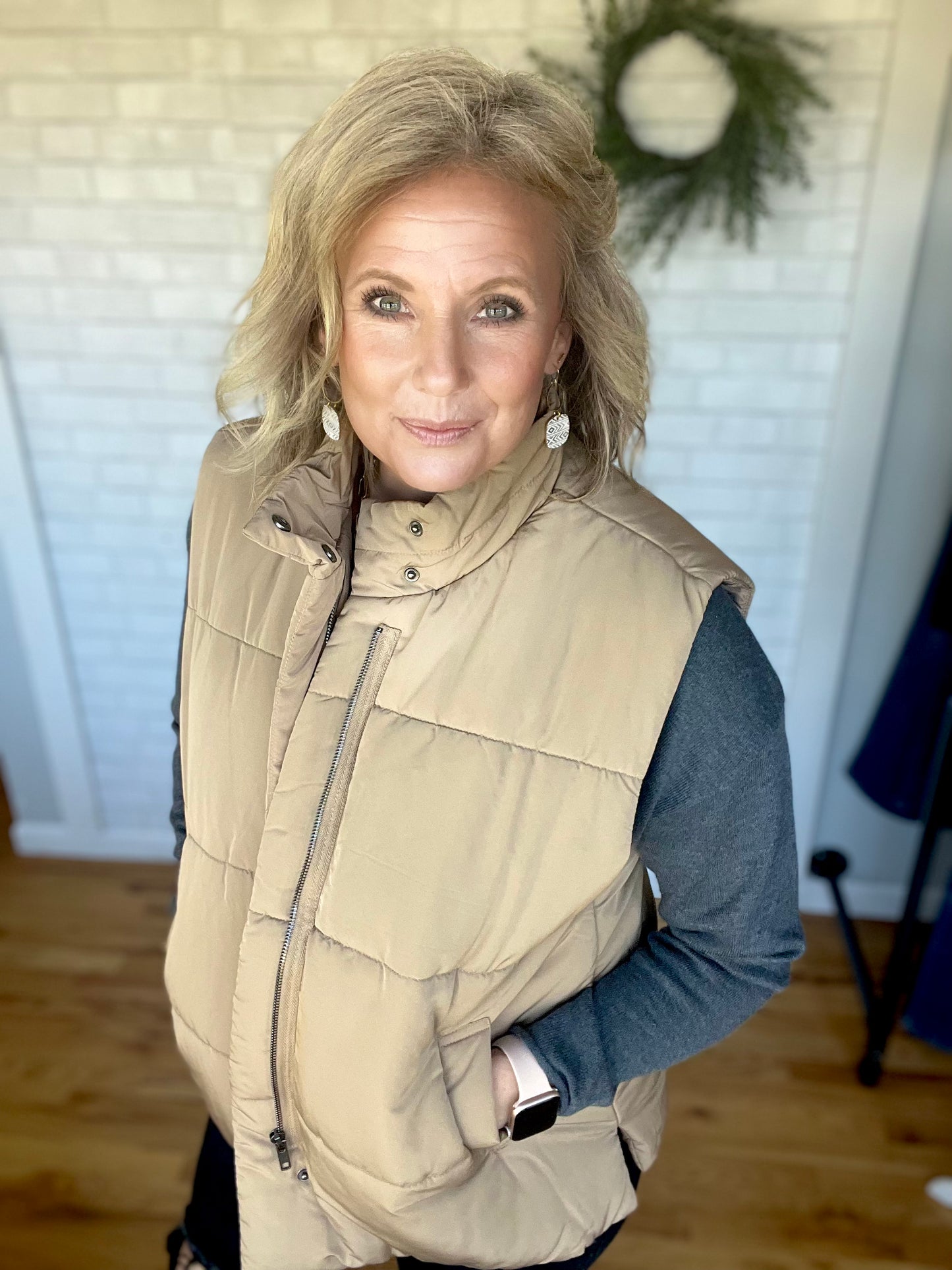 Silky Puffer Vest - Mocha