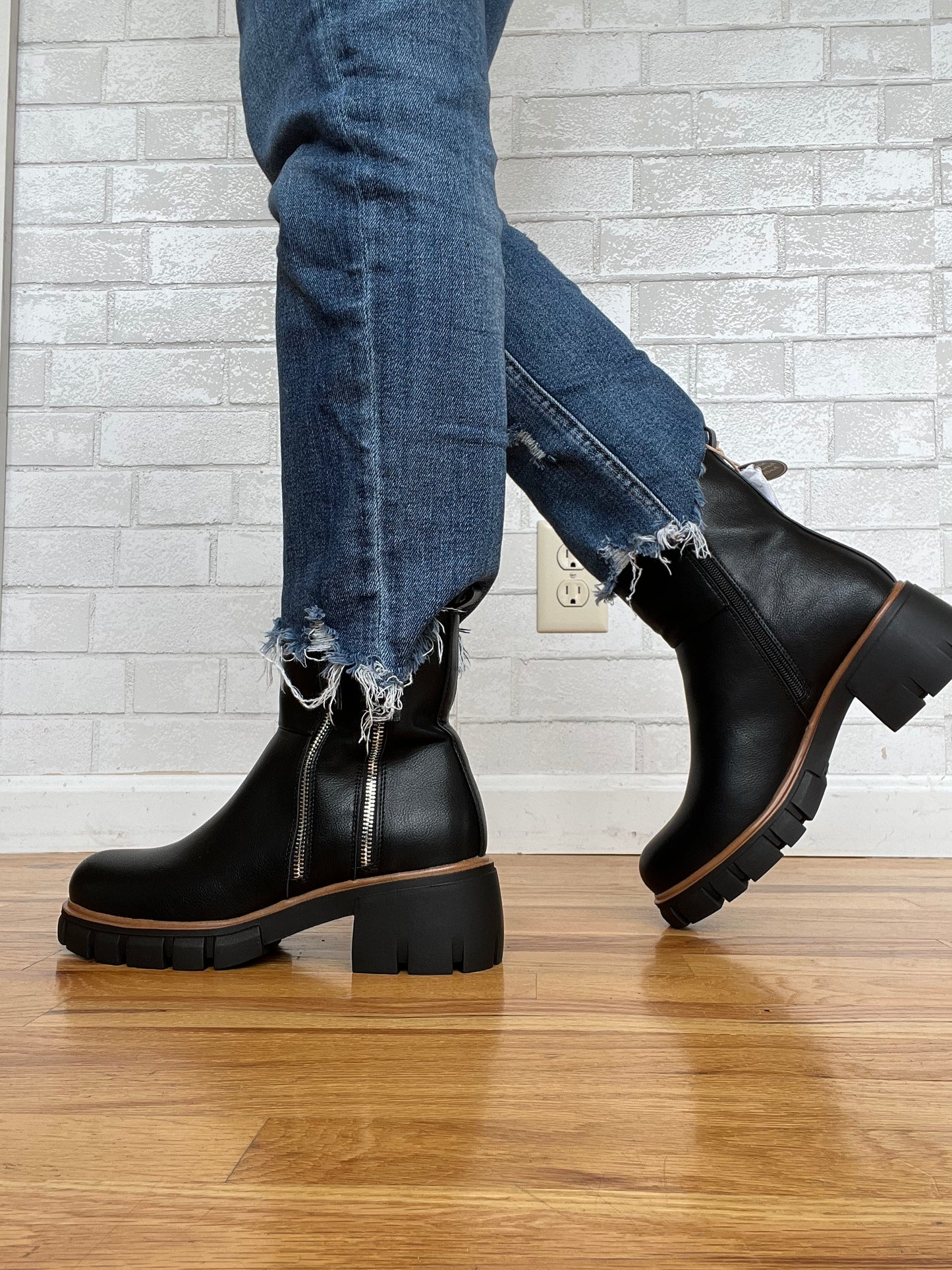 Rohen Boot