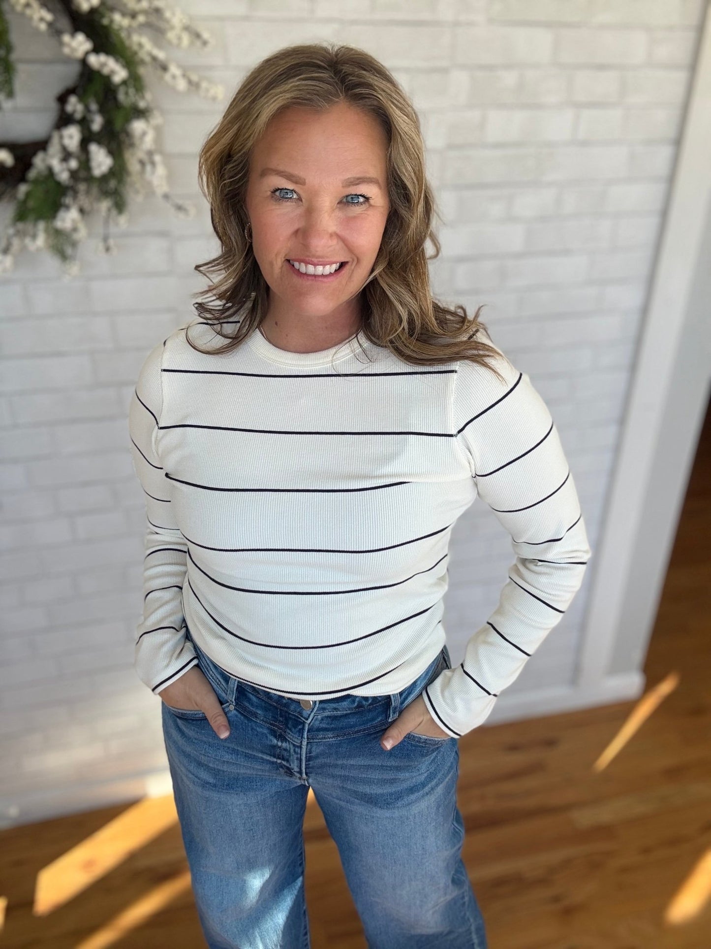 Alder Top - Ivory Black - A Bushel & A Peck