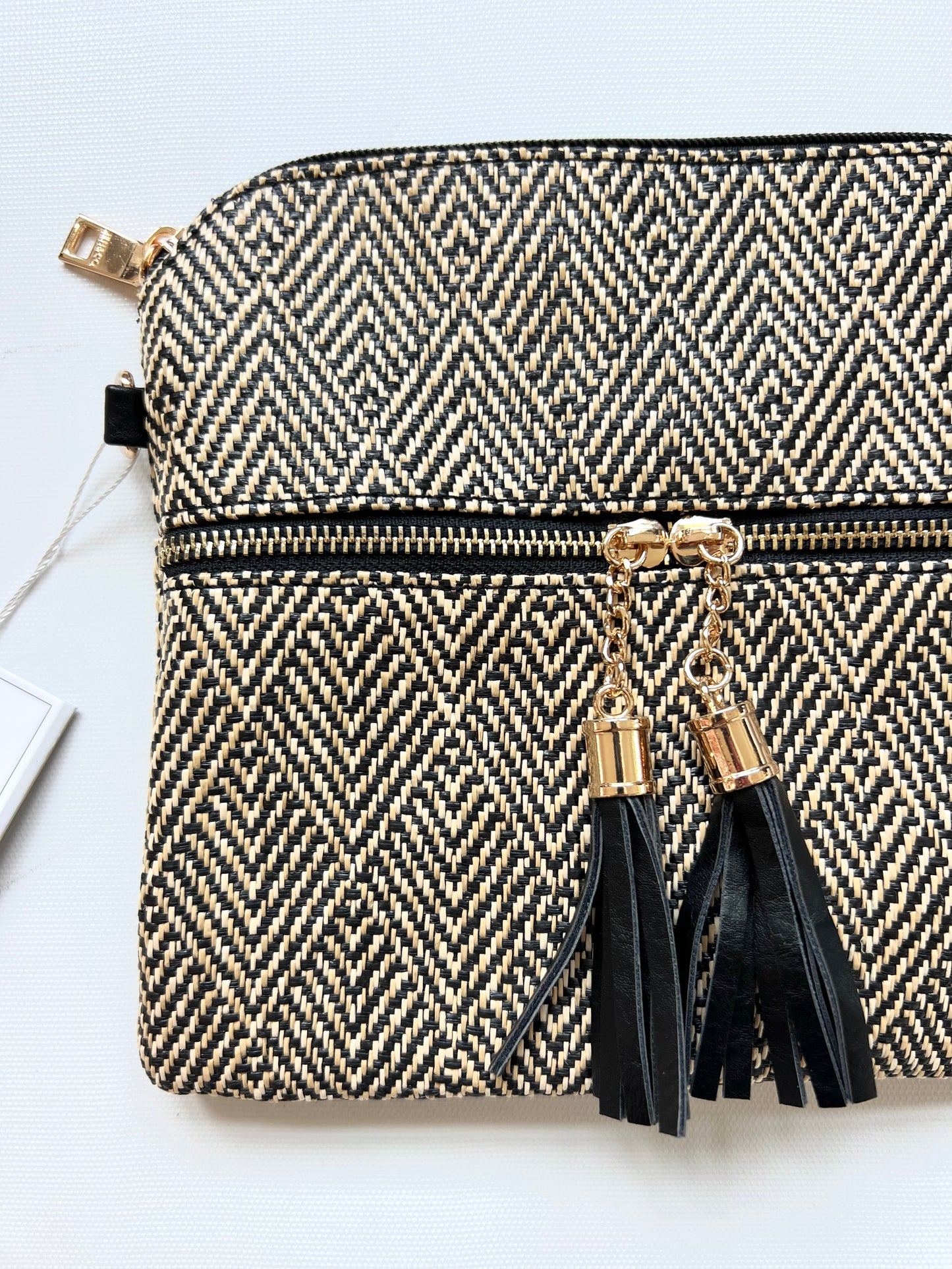 Tara Arrowhead Crossbody - Black/Tan