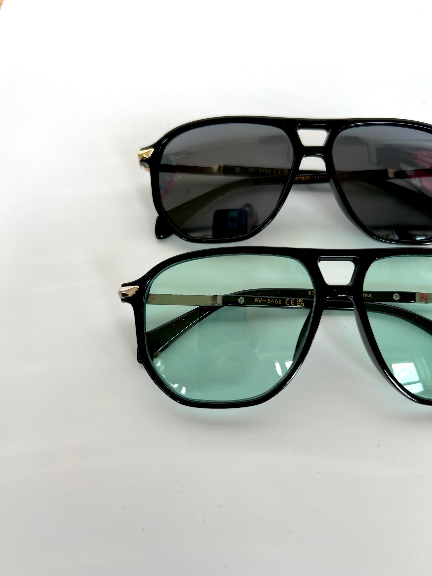 Bright Tinted Modern Aviator Sunglasses
