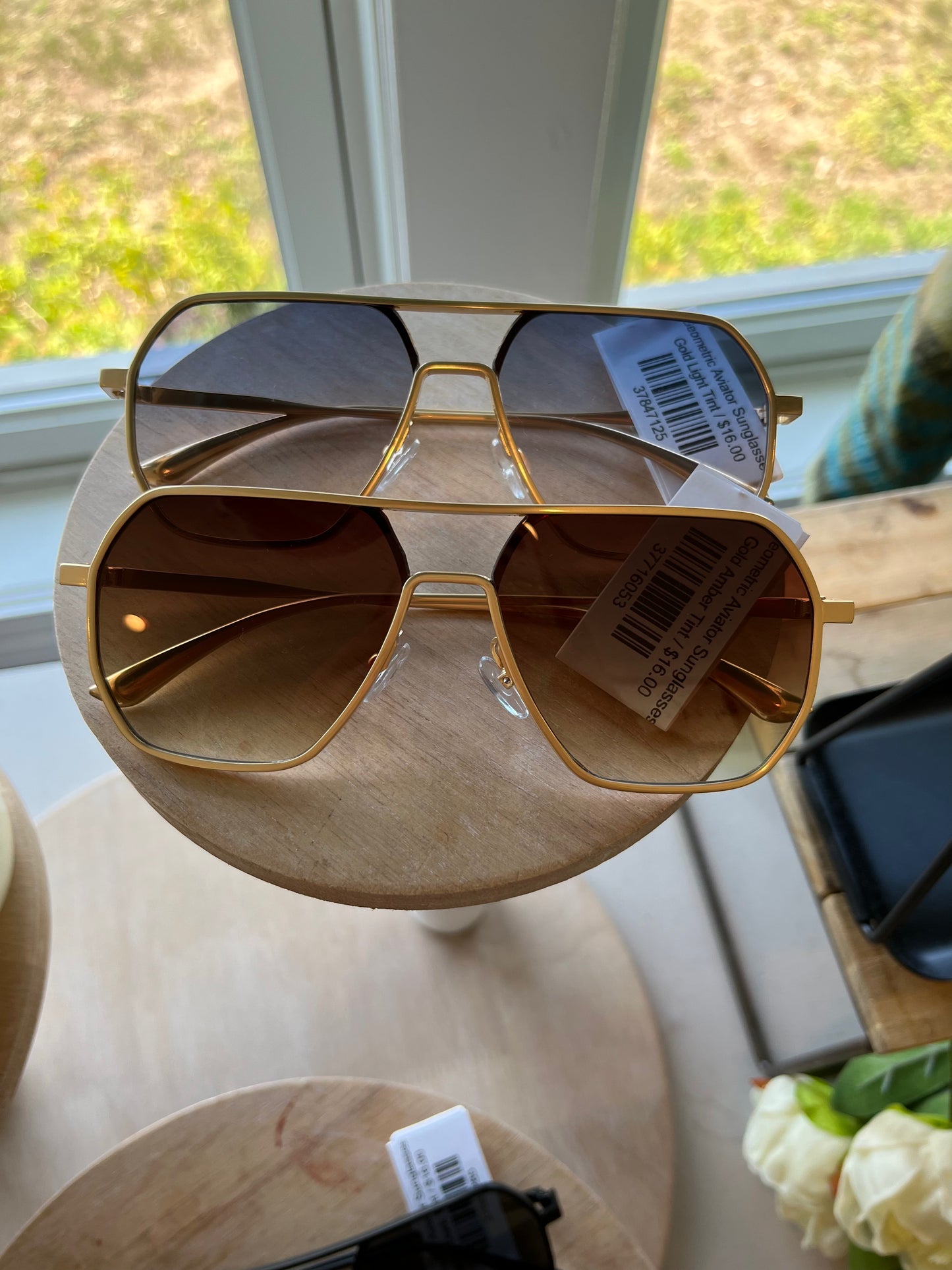 Geometric Aviator Sunglasses