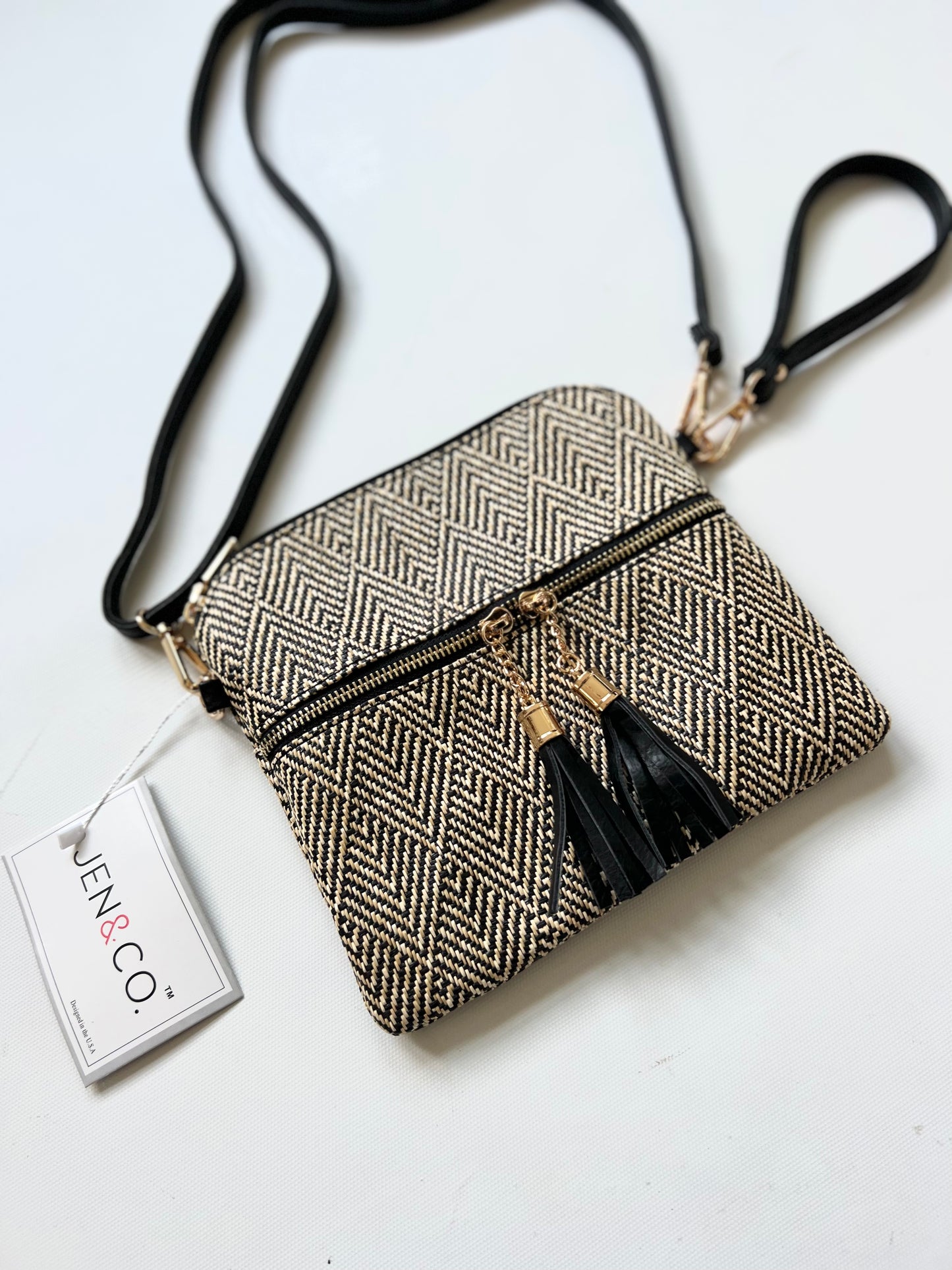 Tara Arrowhead Crossbody - Black/Tan