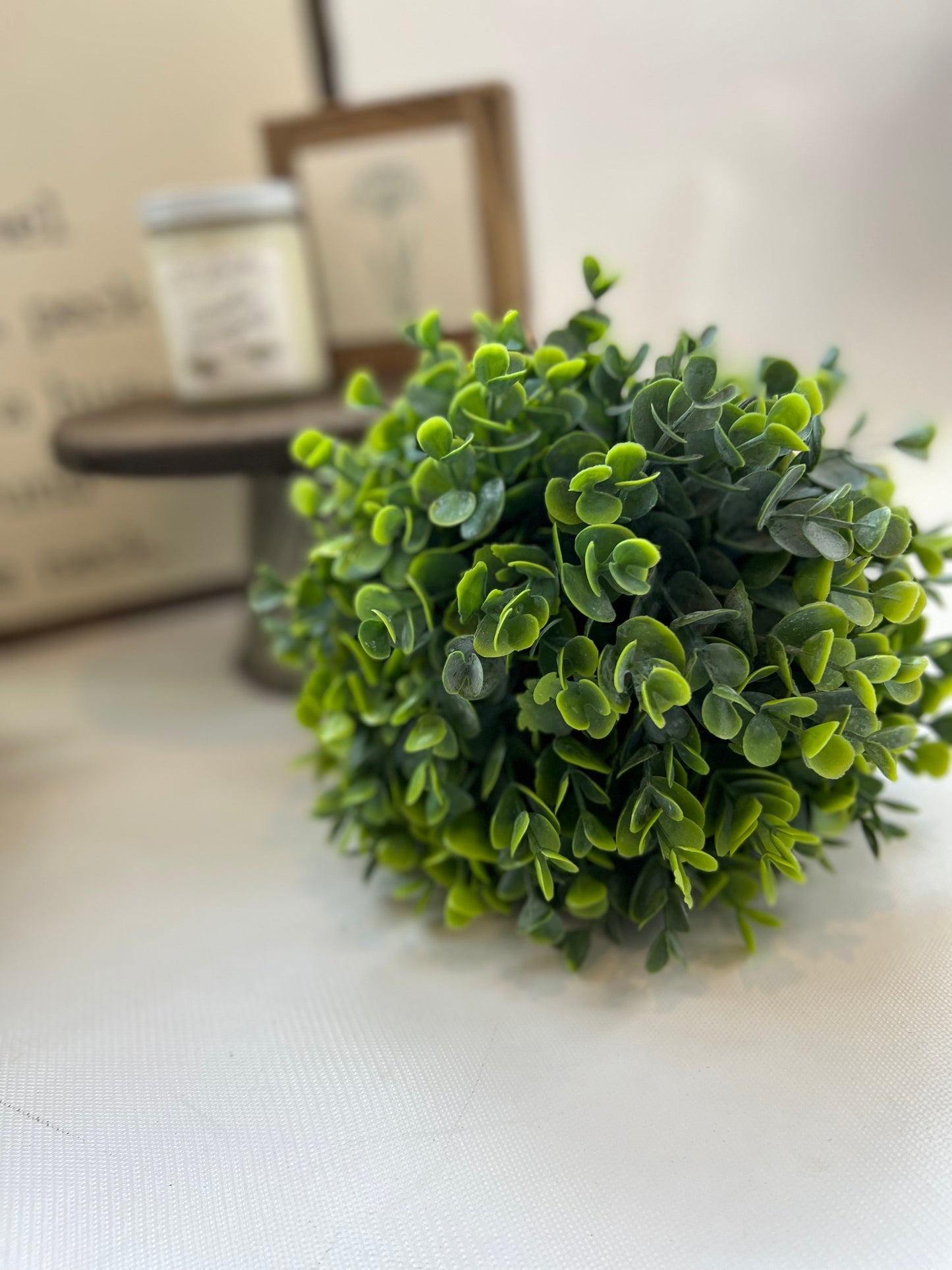 8 Inch Eucalyptus Ball