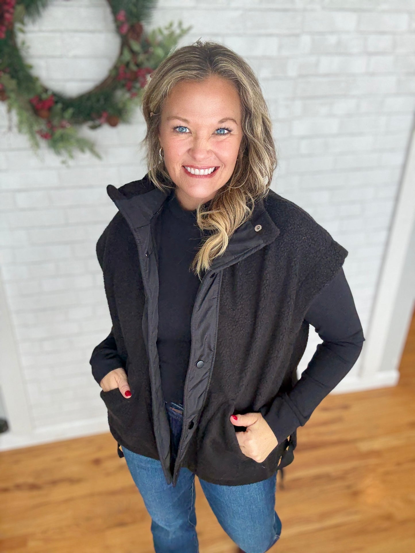 Felicia Fleece Vest - Black