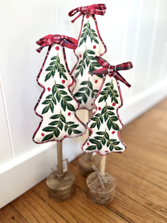 LG Embroidered Tree Decor