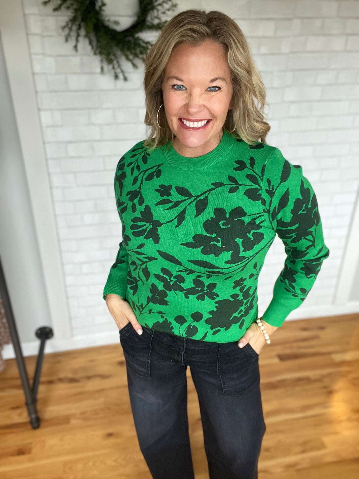 Carisa Flowered Crew Neck - Green