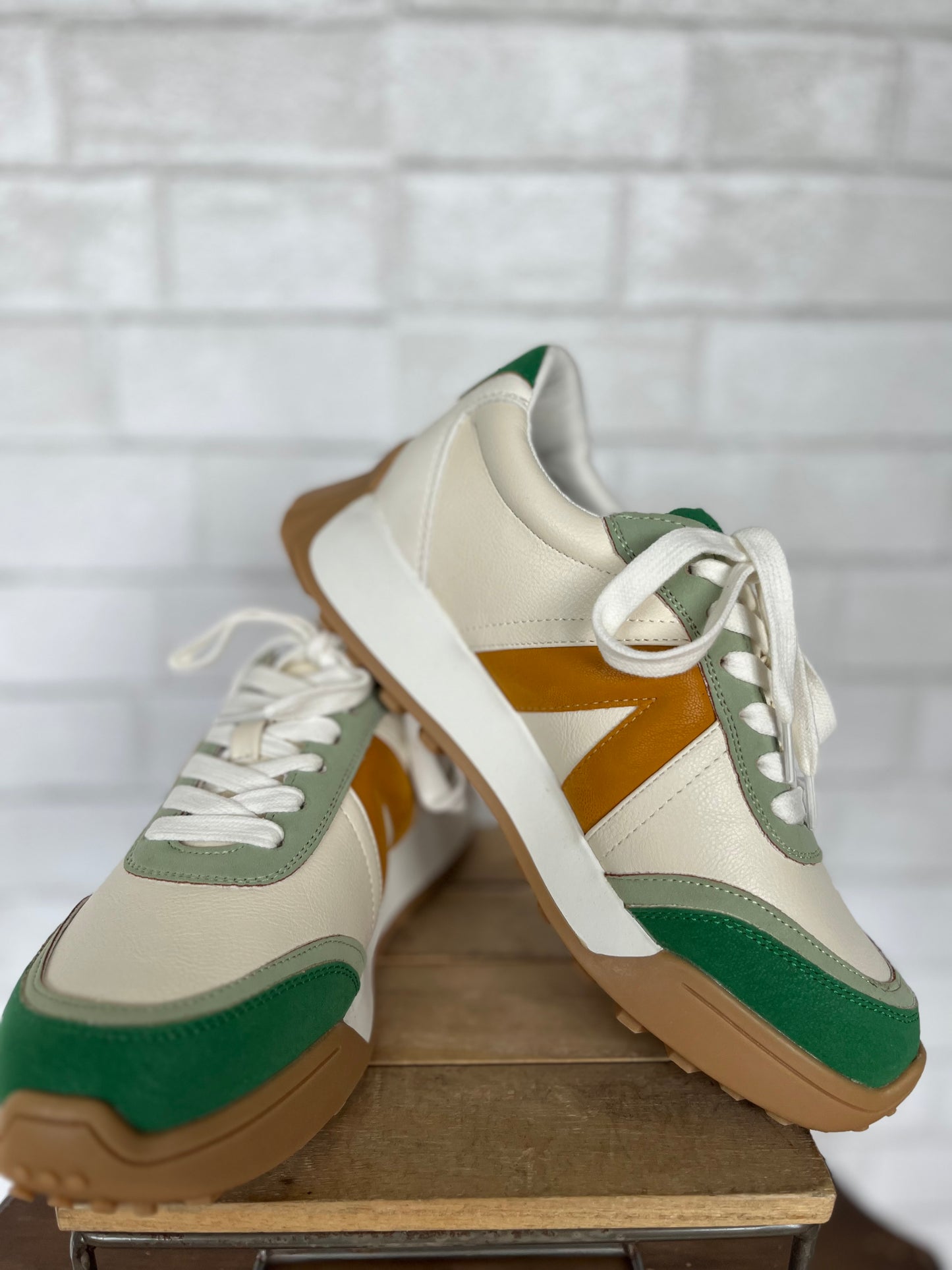 Town Sneaker - White Green