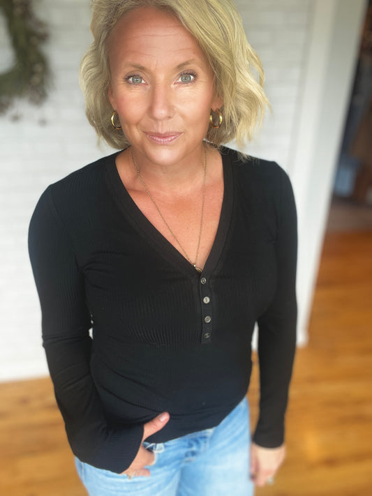 Solara Top-Black