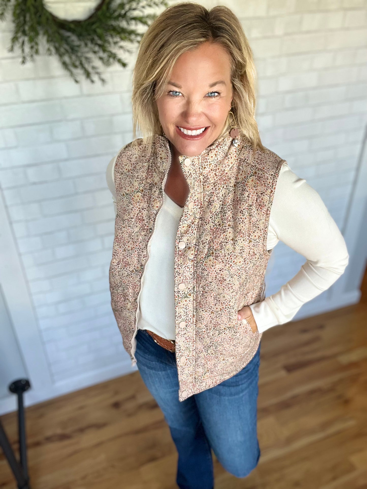 Pongo Puffer Vest - Taupe Floral