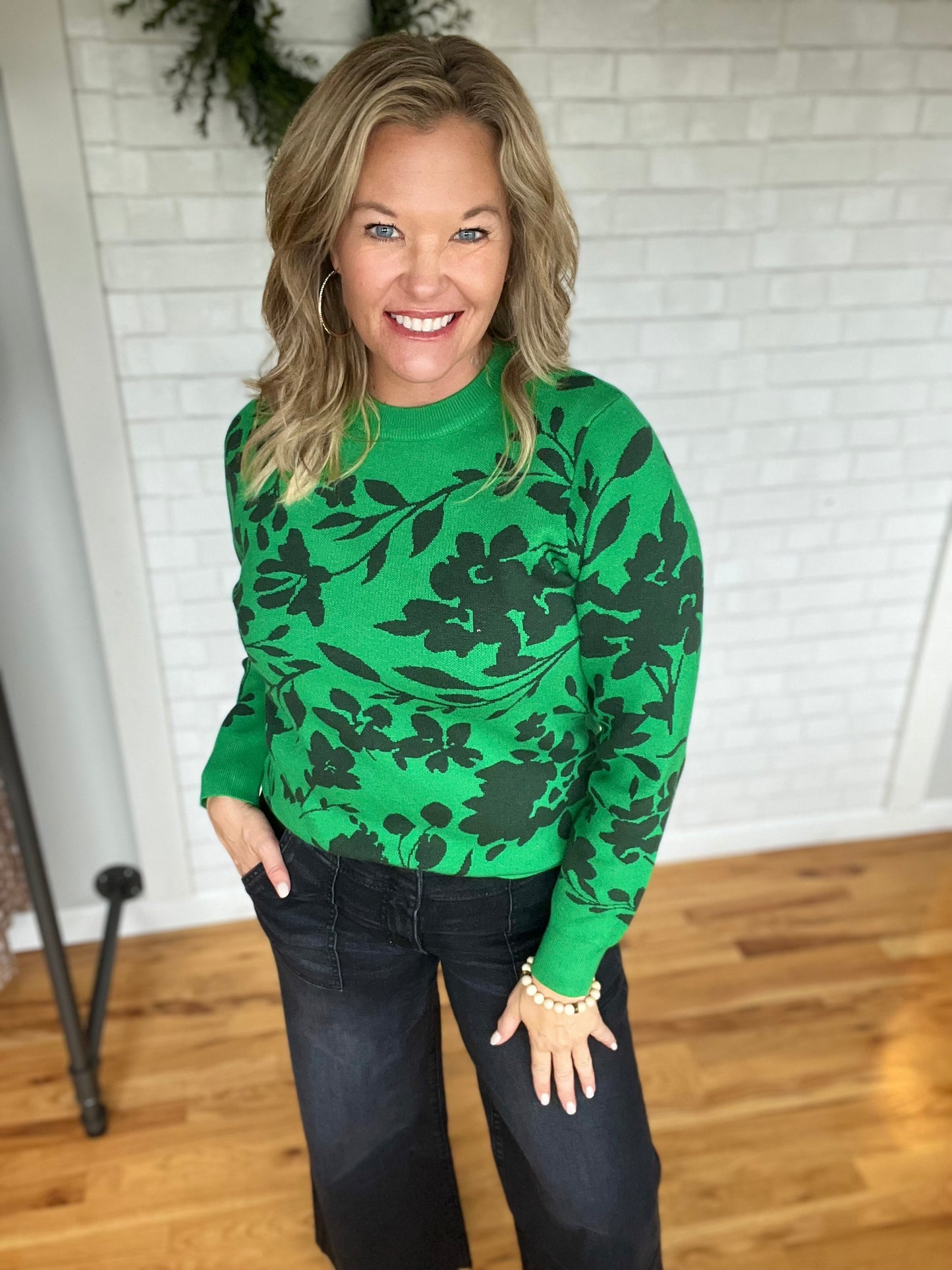 Carisa Flowered Crew Neck - Green