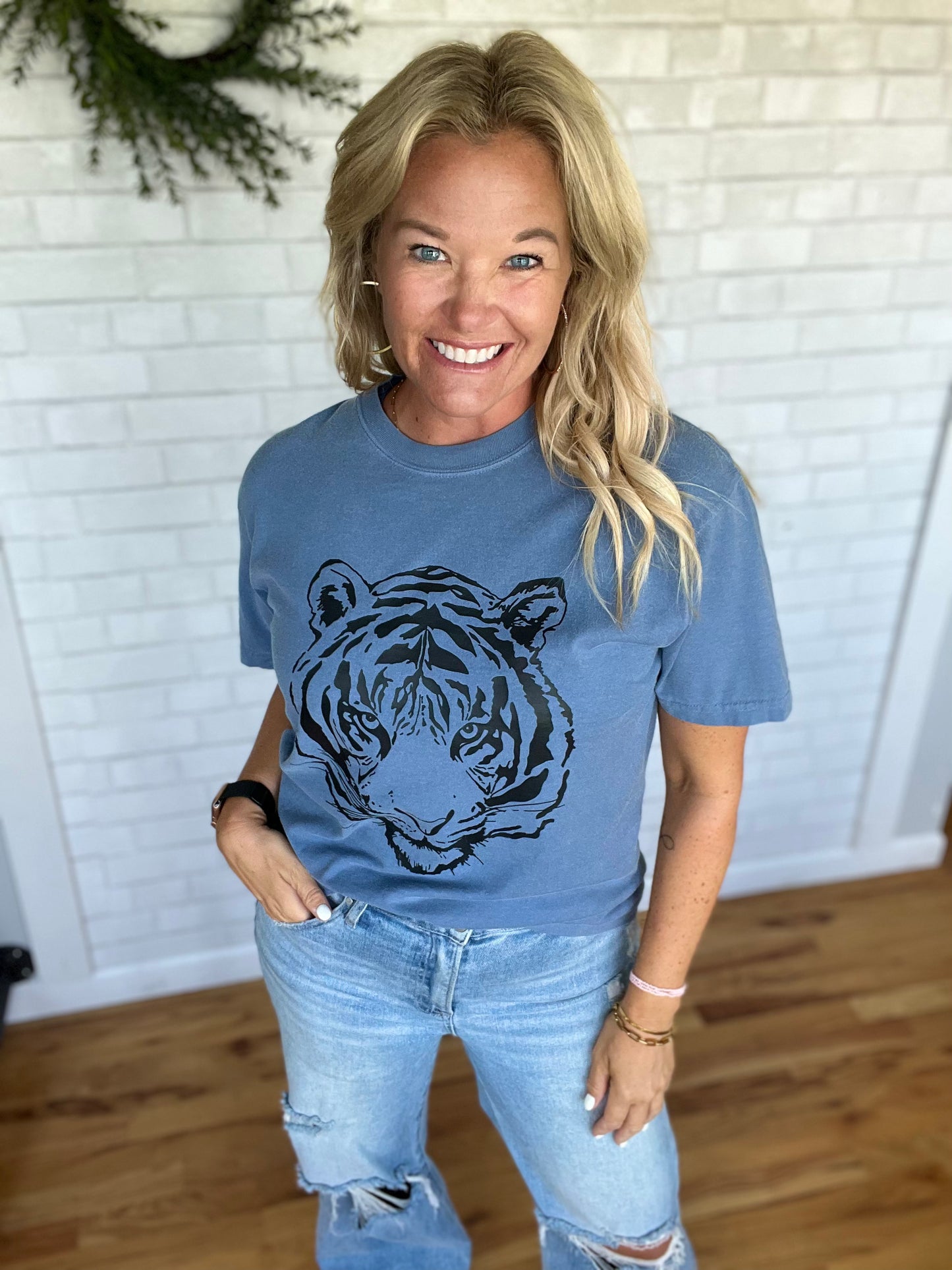 Tiger Graphic Tee -Blue Jean