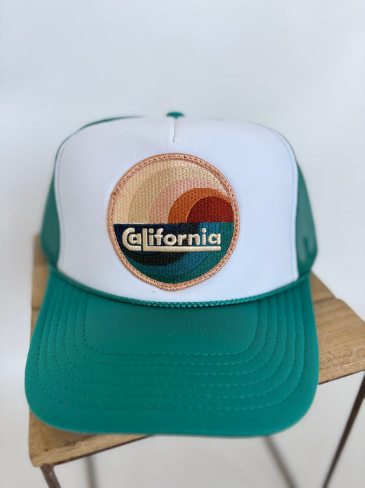 California Waves Trucker