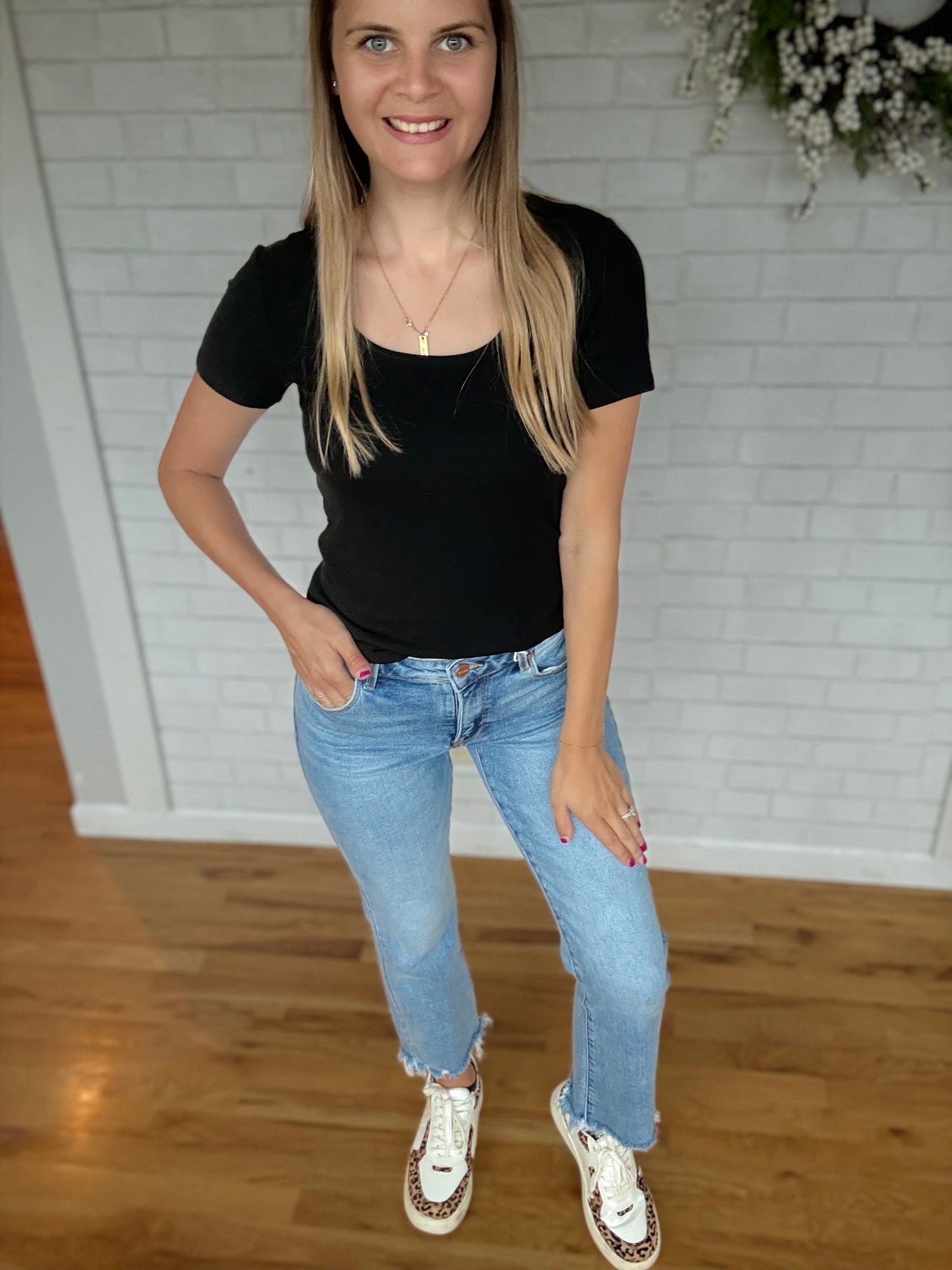 Maisie Crop Slim Straight by Risen