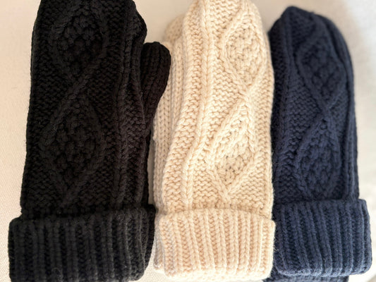 Solid Cable Knit Mittens