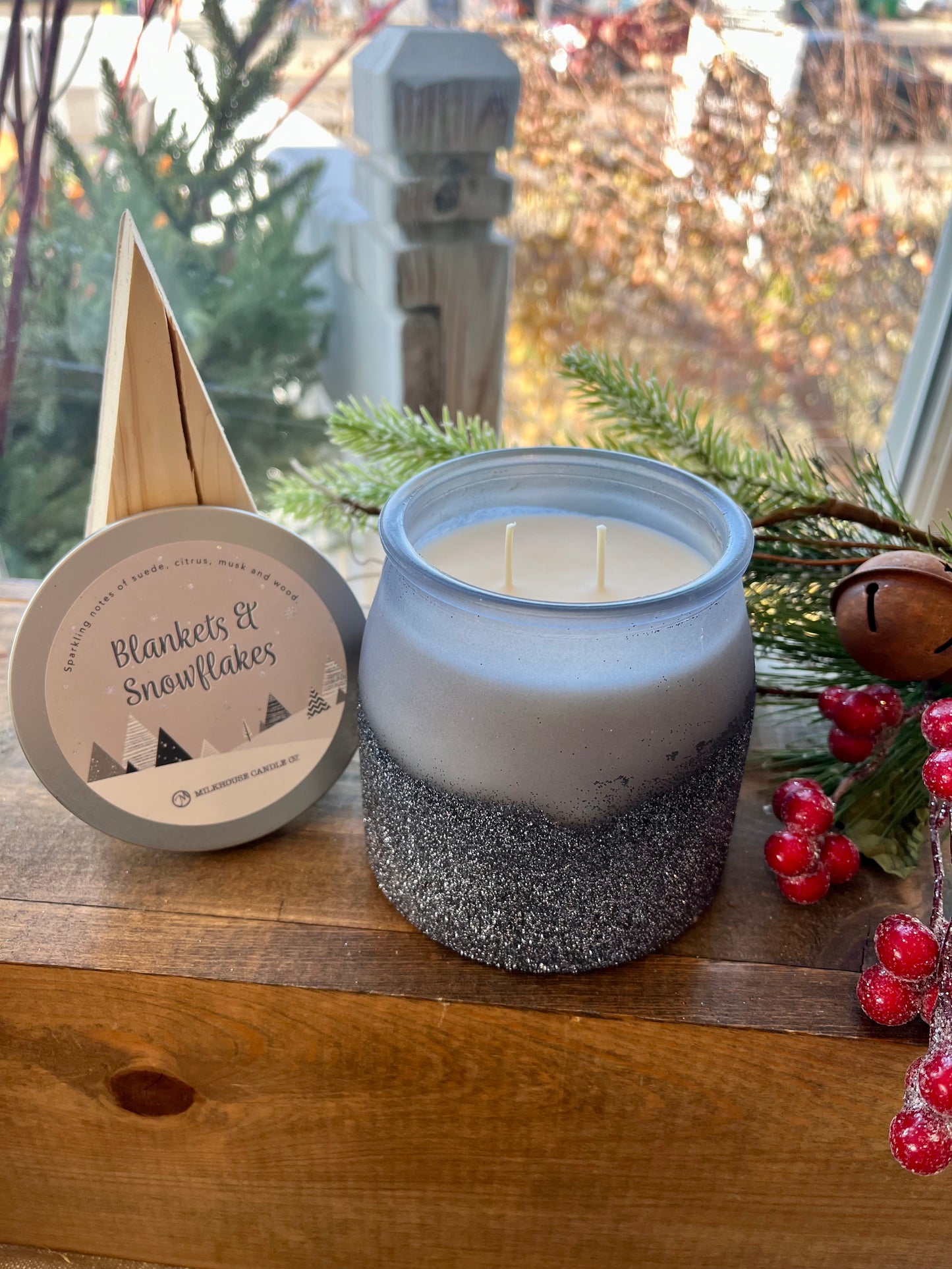 Milkhouse Glitter Candle -16 Oz Butter Jar