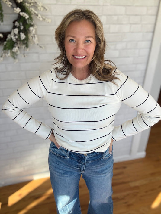 Alder Top - Ivory Black - A Bushel & A Peck