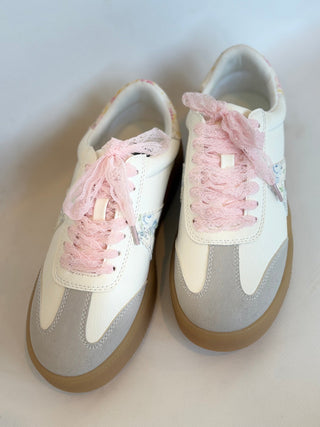 Axel Sneaker - A Bushel & A Peck