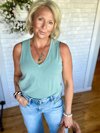 Ellie Tank - Sea - A Bushel & A Peck