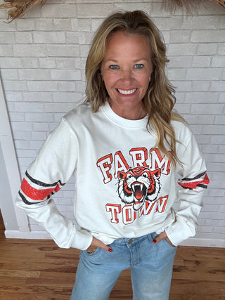 Farmtown T Long Sleeve - A Bushel & A Peck