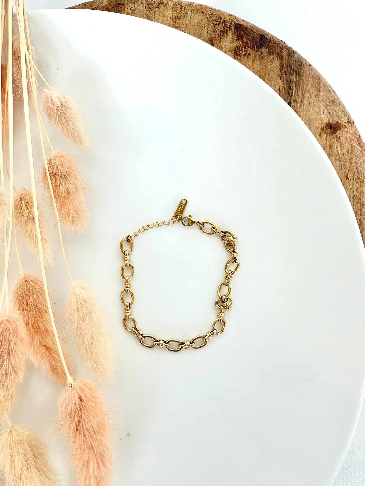 Luxe Gold Chain Bracelet - A Bushel & A Peck