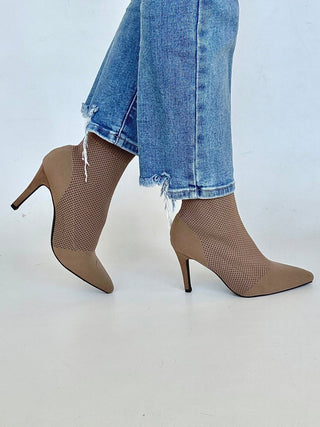 McKinley Boot - A Bushel & A Peck