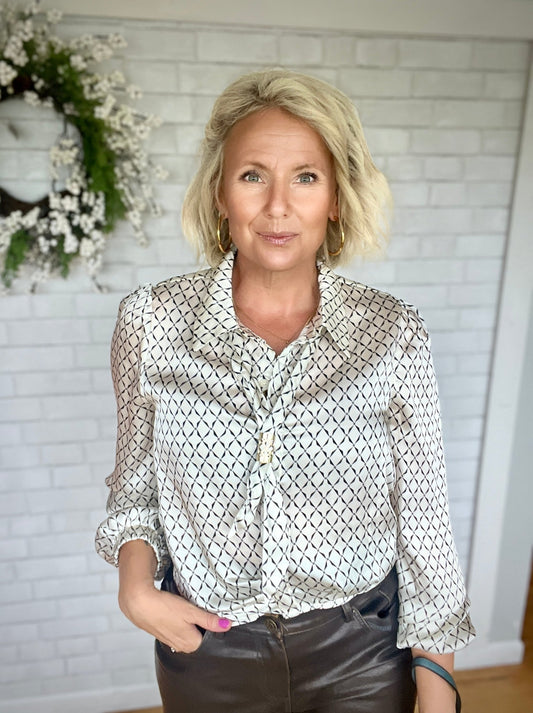 Sarah Blouse - A Bushel & A Peck