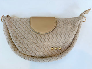 Selena Crossbody - A Bushel & A Peck
