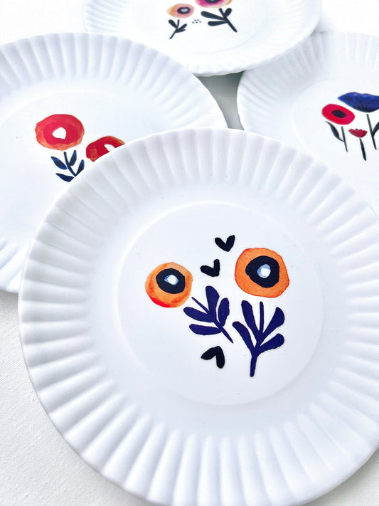 Simple Poppy Plate - A Bushel & A Peck