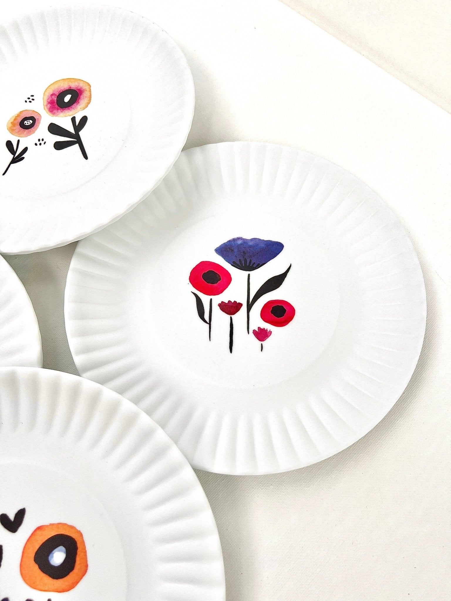 Simple Poppy Plate - A Bushel & A Peck