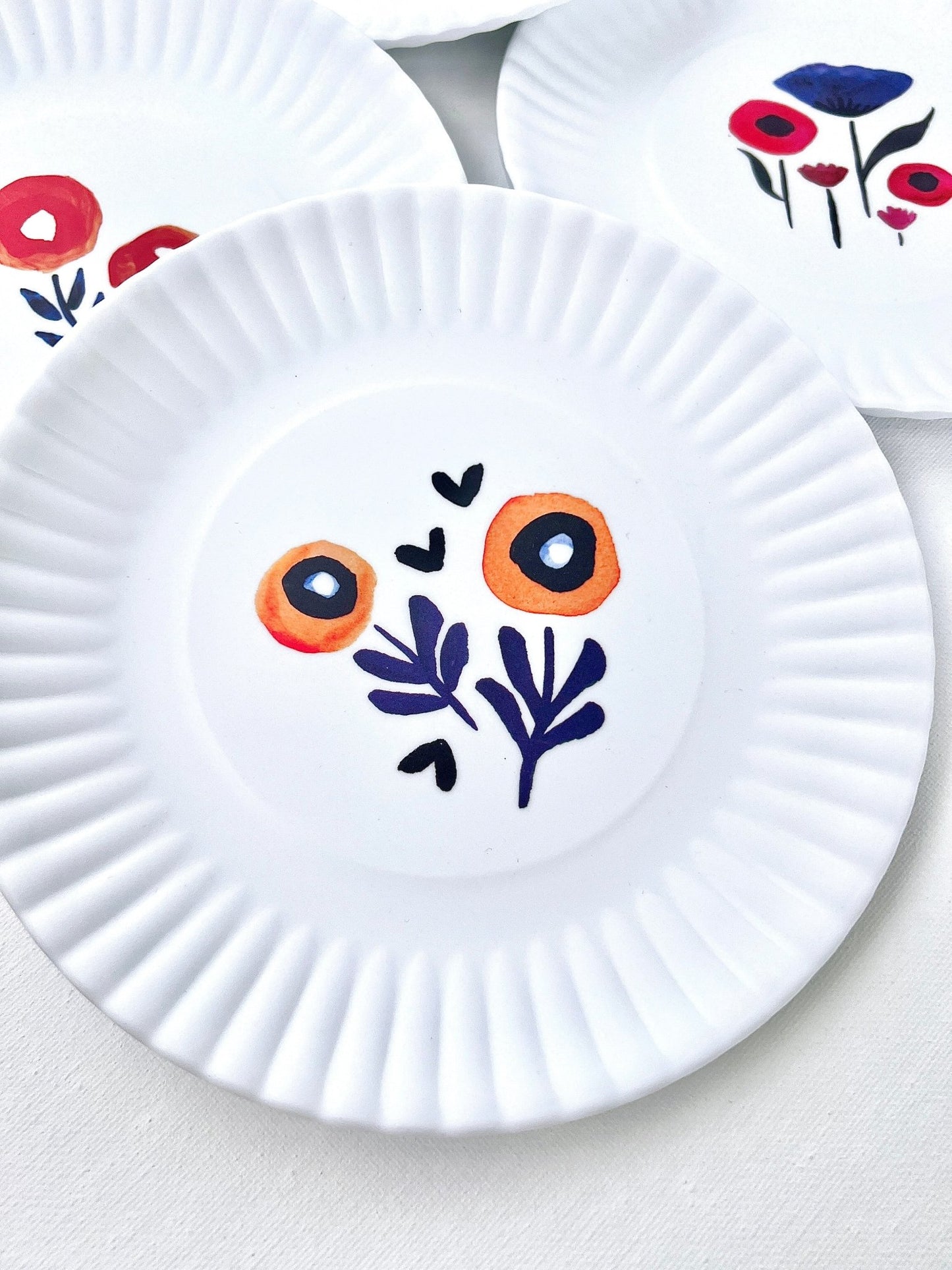 Simple Poppy Plate - A Bushel & A Peck