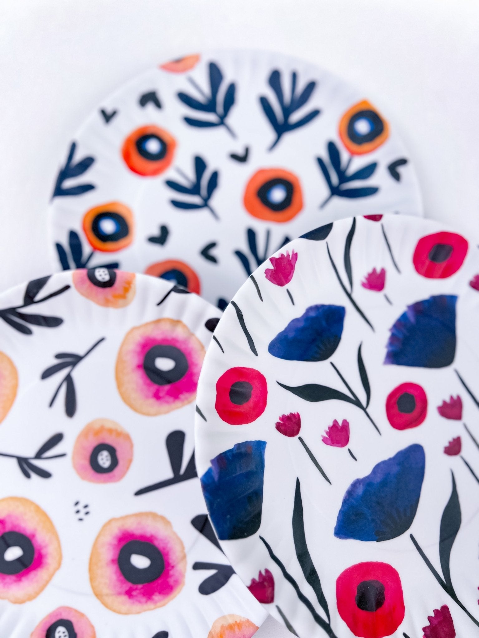 Simple Poppy Plate - A Bushel & A Peck