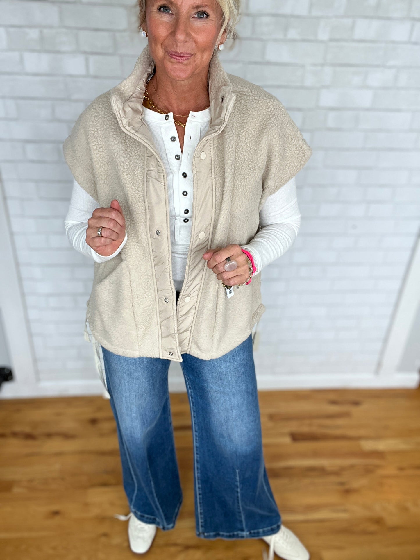 Wally Jeans - A Bushel & A Peck
