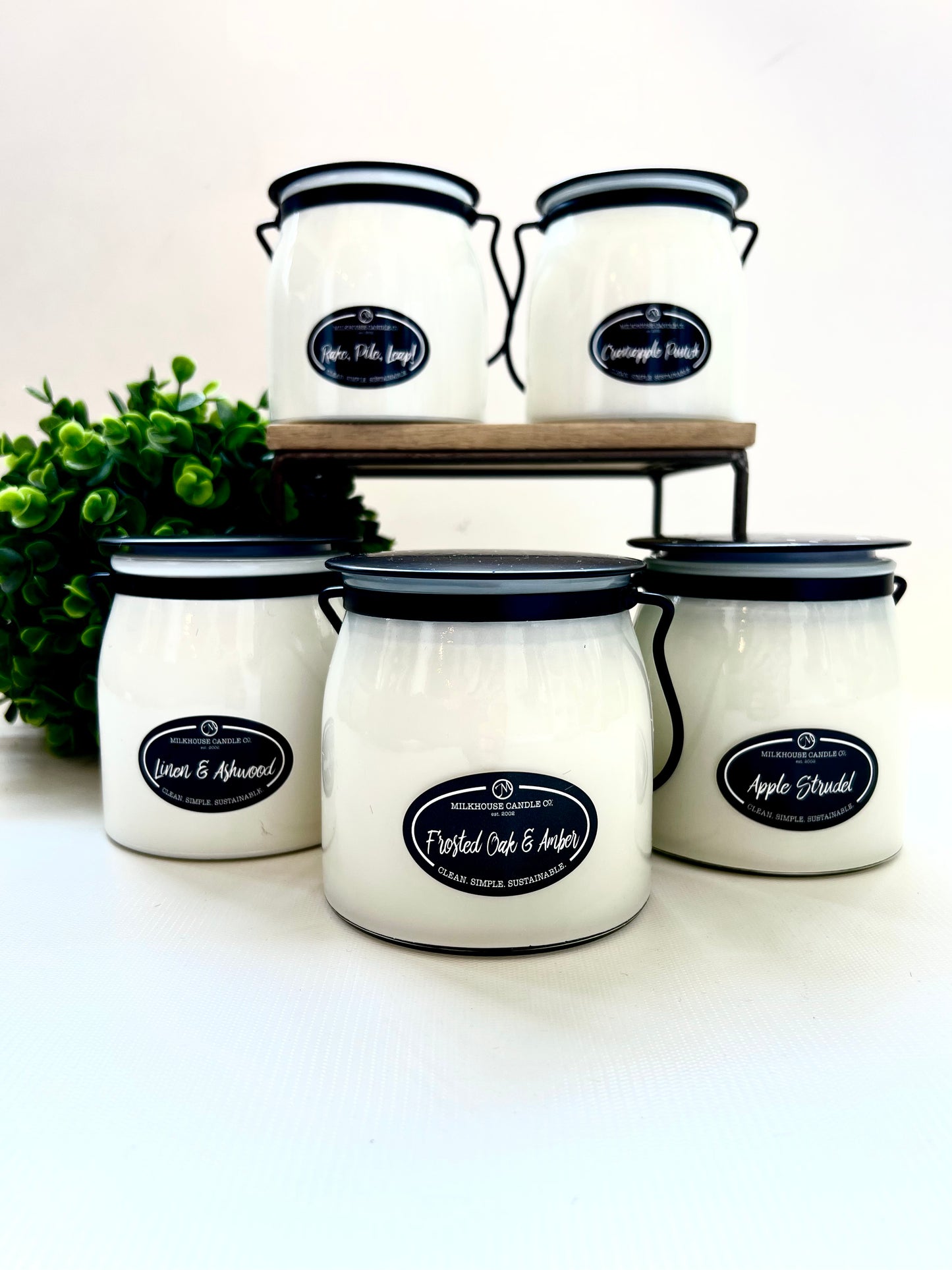 Milkhouse Candle - Apple Strudel 16 oz Butter Jar